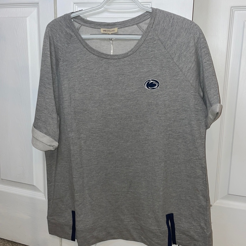 grey Penn State top